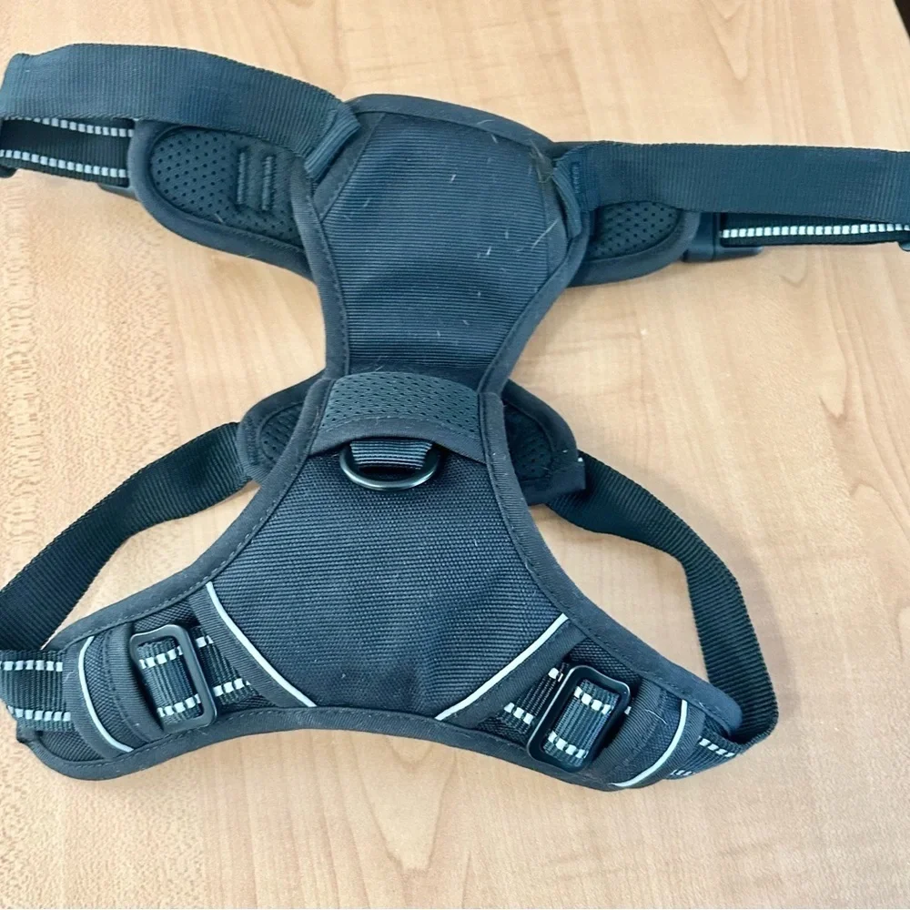 NWT no pull Dog Harness Rabbitgoo brand with instructions medium size